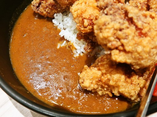 伝説のすた丼屋 札幌駅前店「すたみな唐揚げカレー」 画像9