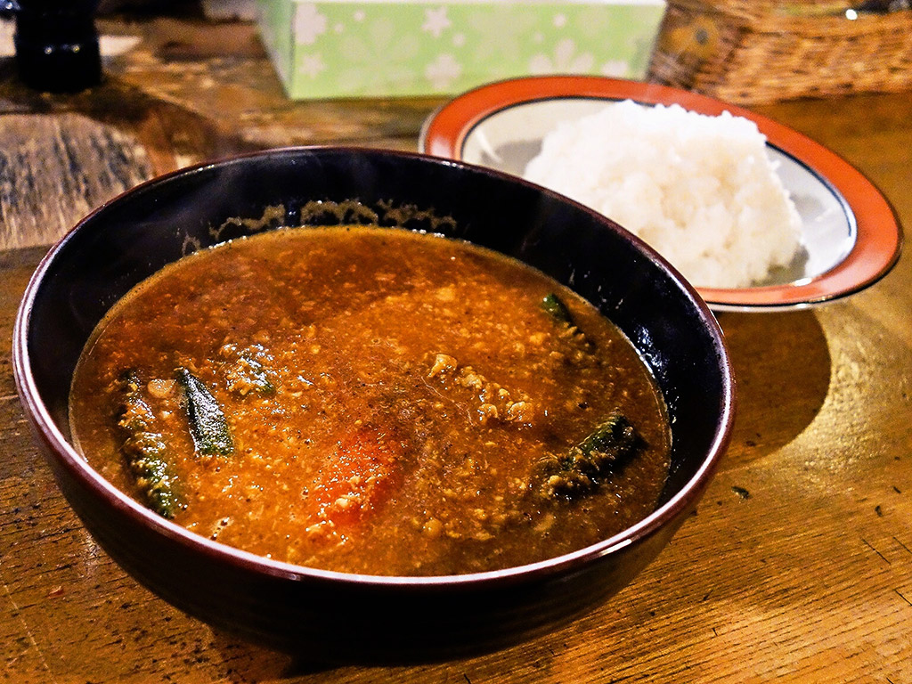 村上カレー店 プルプル「ナット・挽肉ベジタブル」