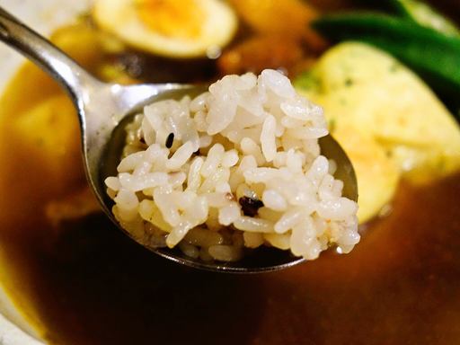カレーショップ エス (CURRY SHOP S)「タンドリーチキンと野菜のカレー」 画像8