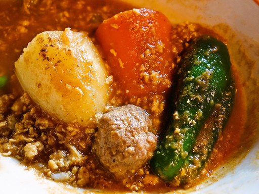 カレー魂 デストロイヤー 西18丁目「ナンコツ・キーマカレー」 画像7