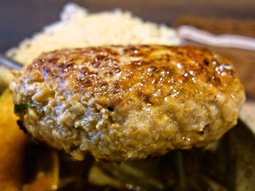 スープカレー カイエン オルタナ「たっぷり肉汁のホエー豚ハンバーグスープカリー」 画像11