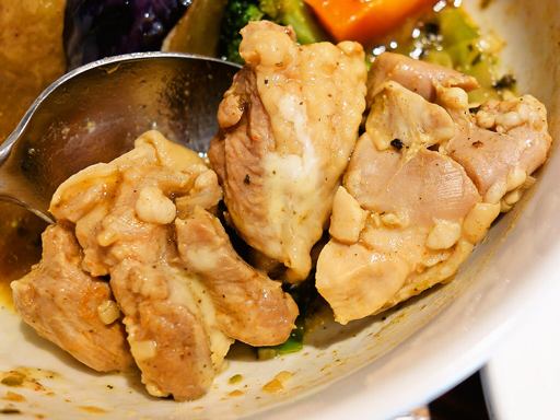 Spice Cafe Velodeca (スパイスカフェ ベロデカ)「ジューシーやわ鶏」 画像9