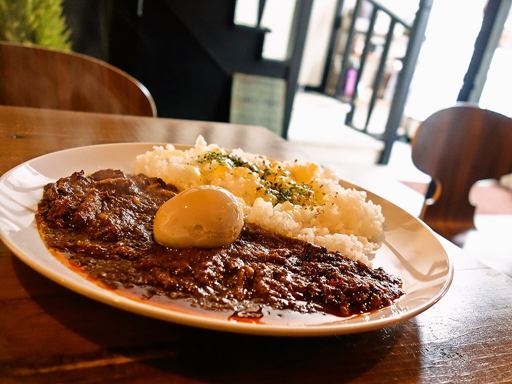 SPICE CAFE DE VERODECA (デ・ベロデカ／3月末より休業中)「炙りチーズカレー」 画像5