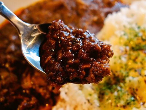 SPICE CAFE DE VERODECA (デ・ベロデカ／3月末より休業中)「炙りチーズカレー」 画像8