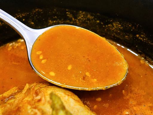 スープ咖喱＆カレーラーメン 天馬 札幌厚別店「骨付チキンとたっぷり野菜のスープカレー」 画像5