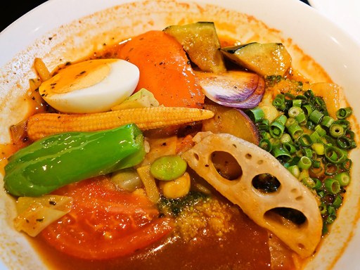 カレー食堂 心 札幌本店「17種の野菜のスープカレー」 画像7