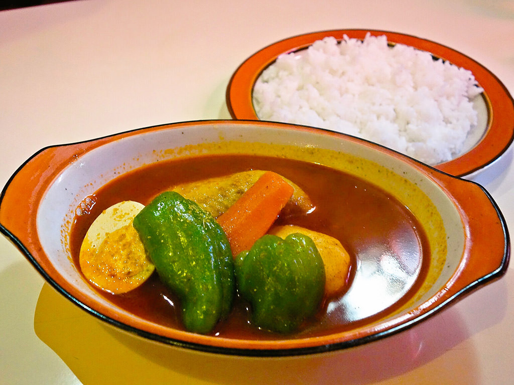 スリランカ狂我国 (激辛のスリ狂)「チキン＆ベジタブル」