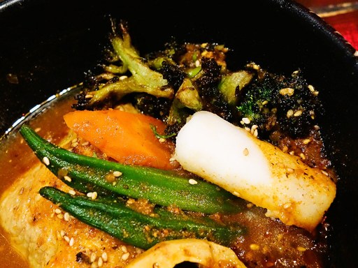 スープカリー hiri hiri 2号「骨チキチキンカリー」 画像13