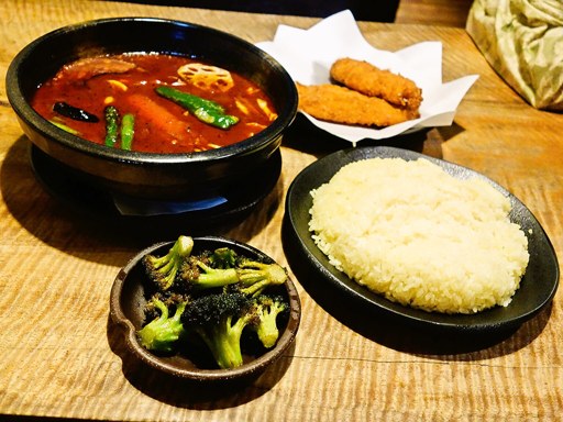 Asian Bar RAMAI(ラマイ) 札幌中央店「スープカレー フィッシュフライ」 画像9