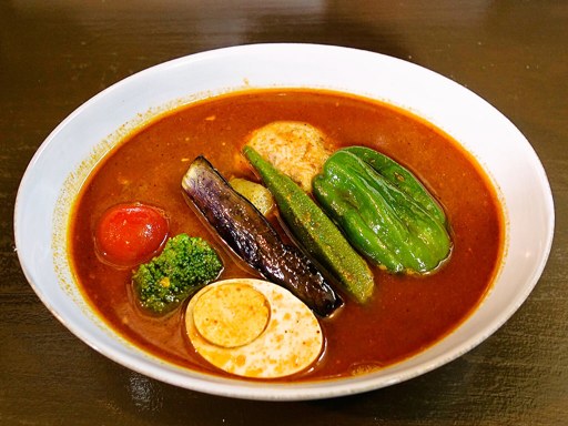 曉 AKATSUKI CURRY (暁カリー)「チキンレッグ＋3野菜」 画像4