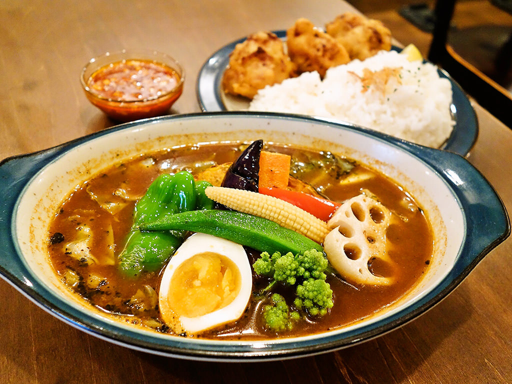 BAR CAFE SOUPCURRY ZORA「四川風からあげスープカレー」