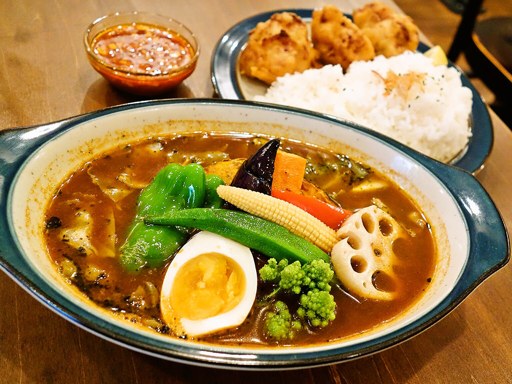 BAR CAFE SOUPCURRY ZORA「四川風からあげスープカレー」 画像7