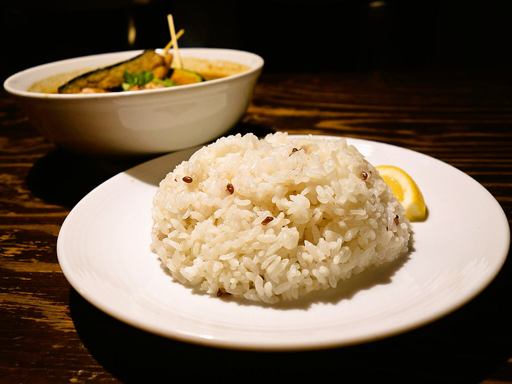 soup curry & dining Suage＋(すあげプラス) 本店「ラベンダーポークの炙り角煮カレー」 画像9