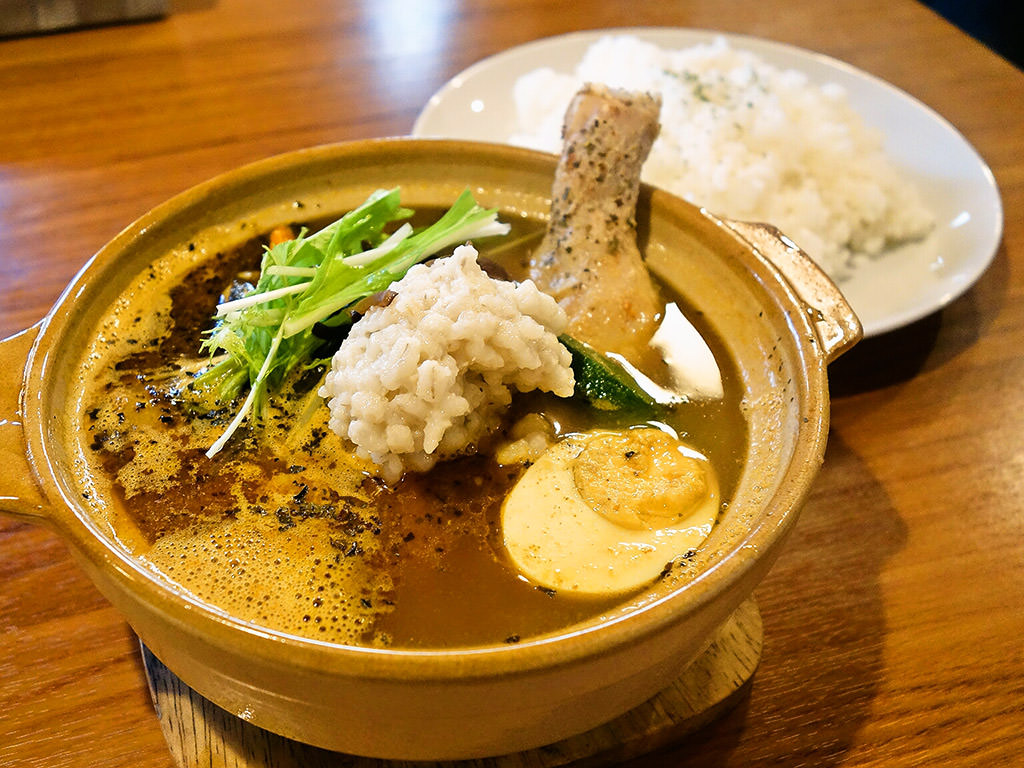 Curry Shop ALLEGLA(アレグラ)「スープカレー チキンともち麦」