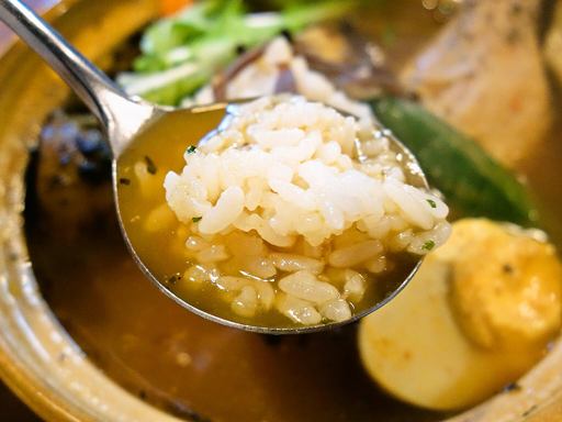 Curry Shop ALLEGLA(アレグラ)「スープカレー チキンともち麦」 画像13