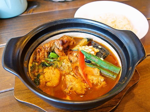 南インドスープカレー 天竺 札幌清田本店「鳥手羽元と野菜のカレー」 画像8