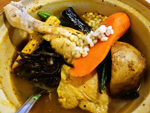 Curry Shop ALLEGLA(アレグラ)「スープカレー チキンともち麦」 画像7