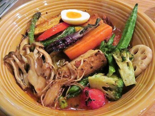 カレー&ごはんカフェ 【ouchi】 (おうち)「豚角煮と16種の野菜スープカレー」 画像10