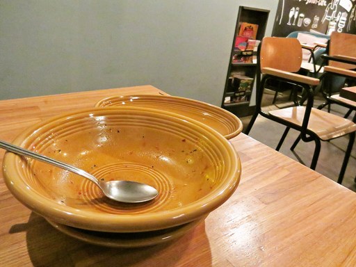 カレー&ごはんカフェ 【ouchi】 (おうち)「豚角煮と16種の野菜スープカレー」 画像19