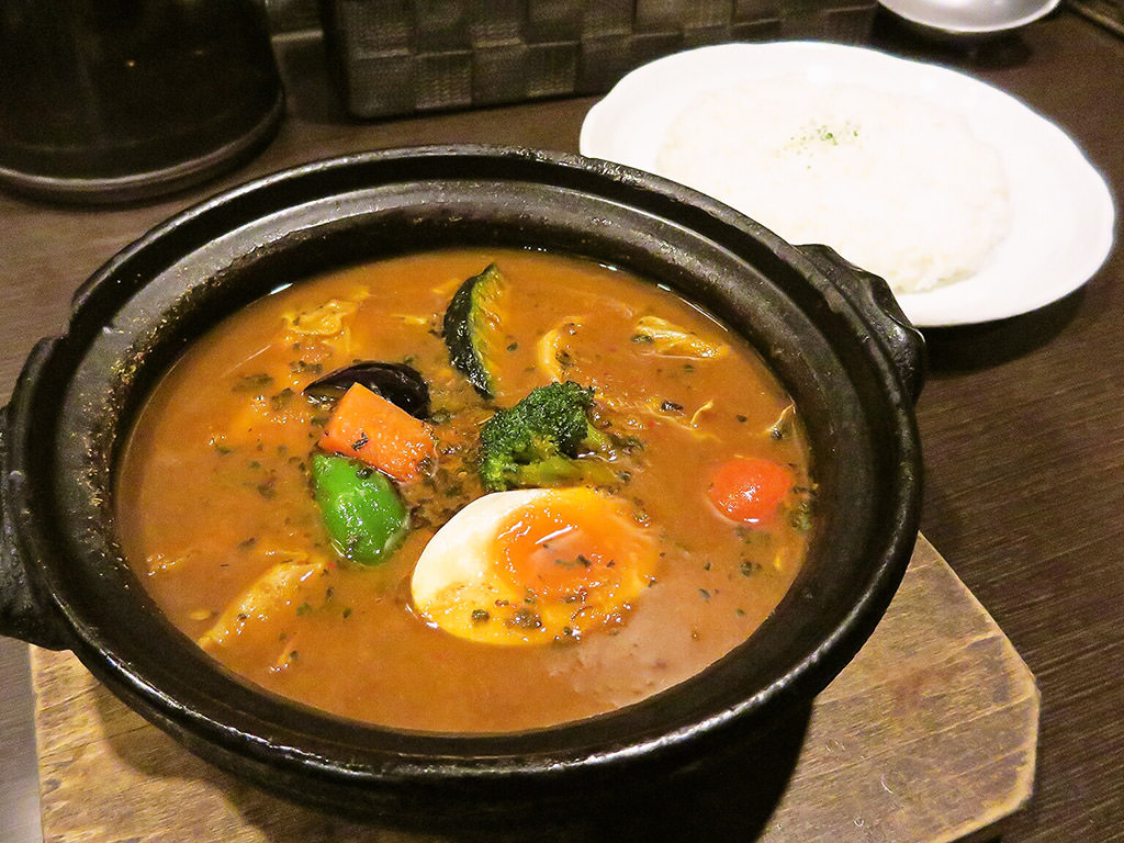 SOUP CURRY ばぐばぐ すすきの本店「チキンベジタブルカリー」