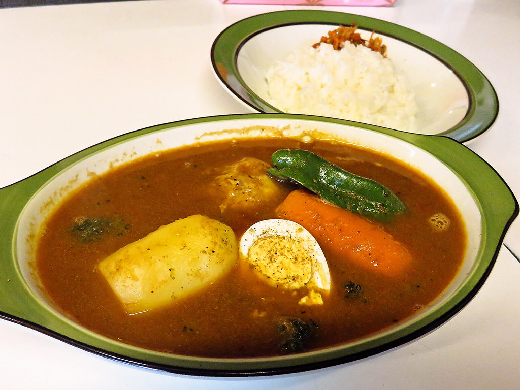 カレー魂 デストロイヤー 西18丁目「チキンカレー」
