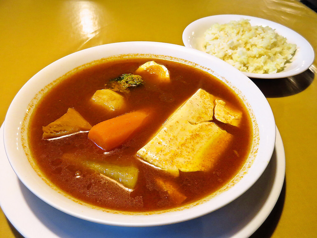 こうひいはうす「寄せ豆腐カレー」