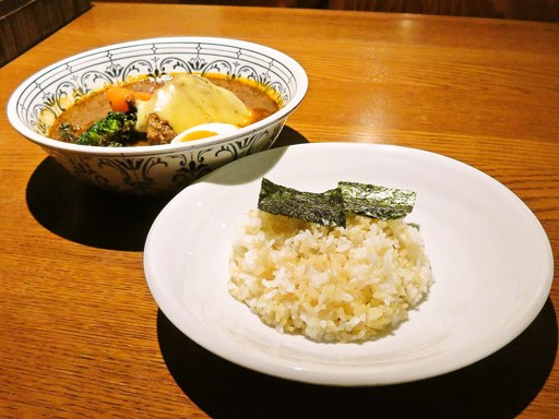 札幌らっきょ (本店)「手作りハンバーグとゴーダチーズスープカレー」 画像4