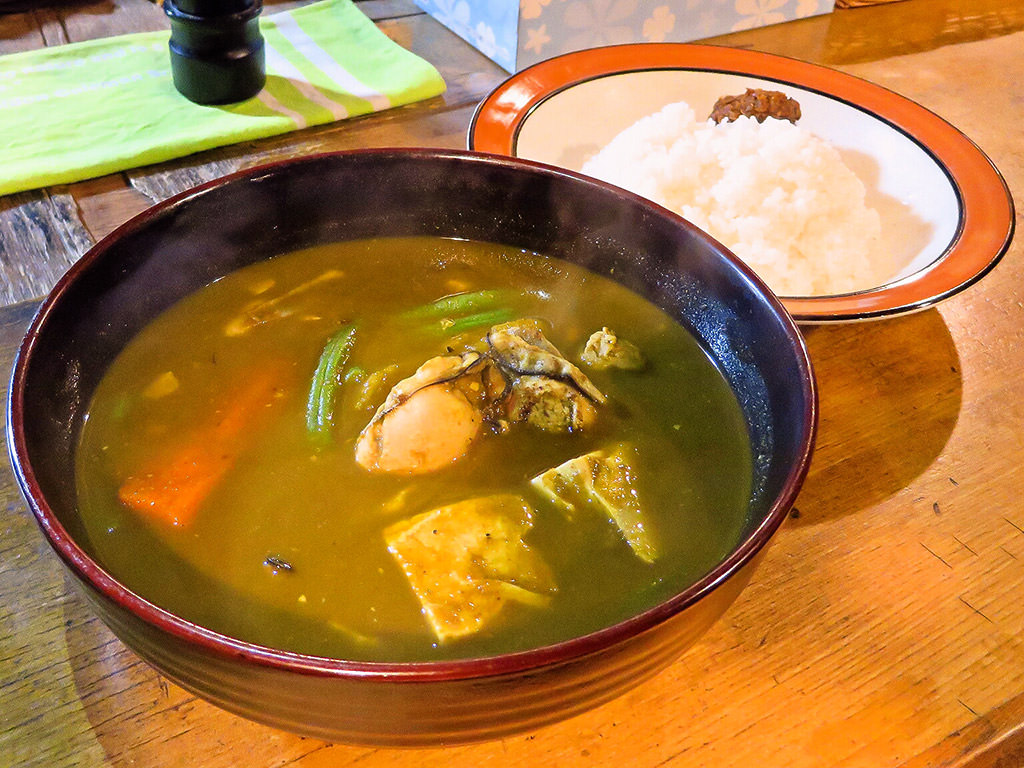 村上カレー店 プルプル「かきの青汁カレー」