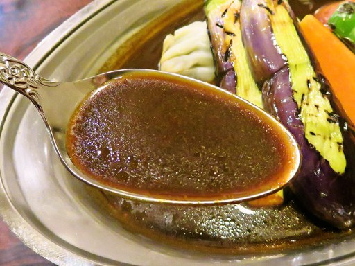 DELHI カレー料理専門店 デリー「チキンスープ・鶏肉 ＆ カシミールカレー・野菜」 画像15