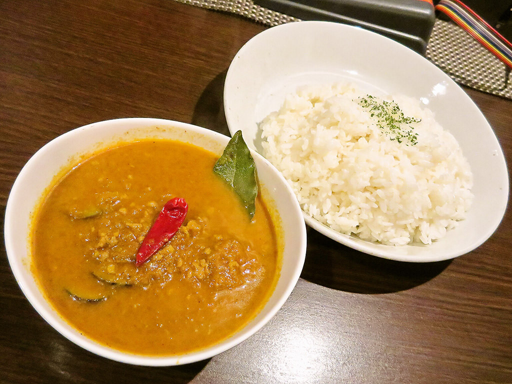 チキンカレー グダイ (G'Day)