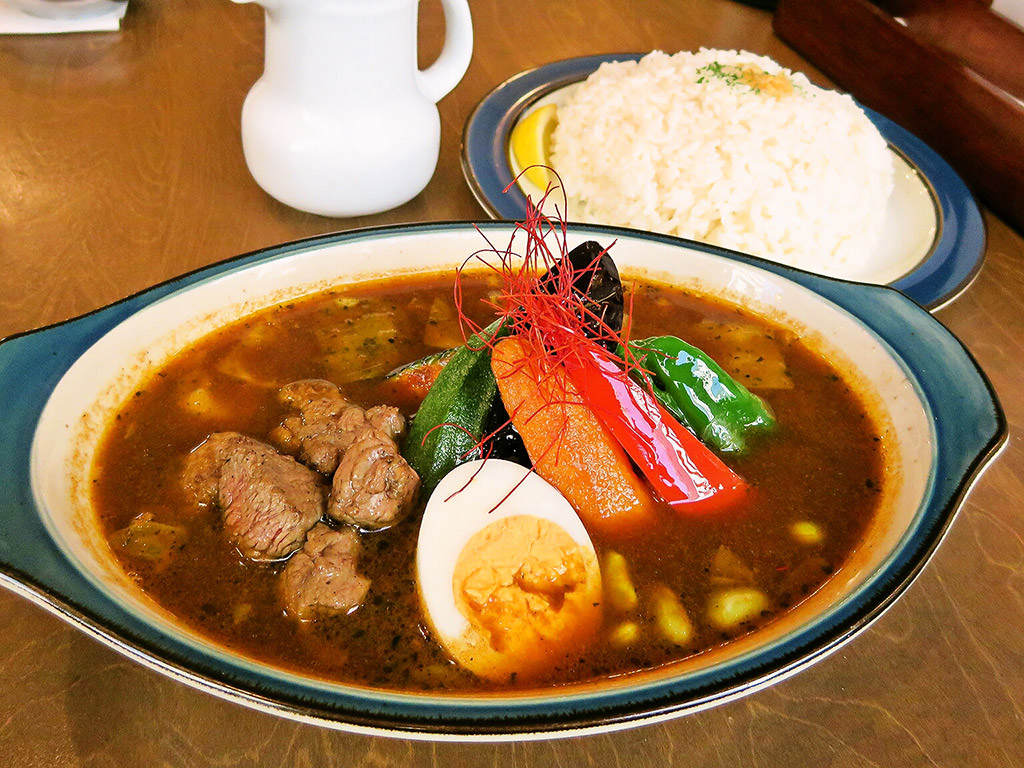 BAR CAFE SOUPCURRY ZORA「炙りラムのカレー」