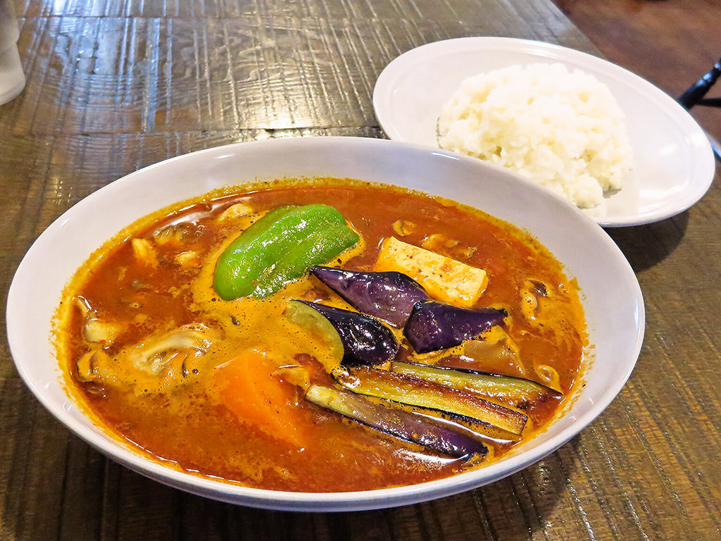 曉 AKATSUKI CURRY (暁カリー)「豆腐ときのこと野菜」