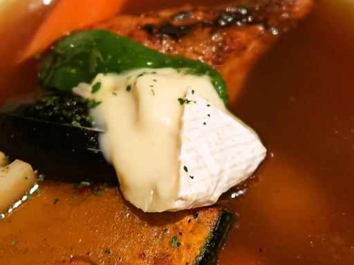 カレーショップ エス (CURRY SHOP S)「タンドリーチキンと野菜のカレー」 画像10