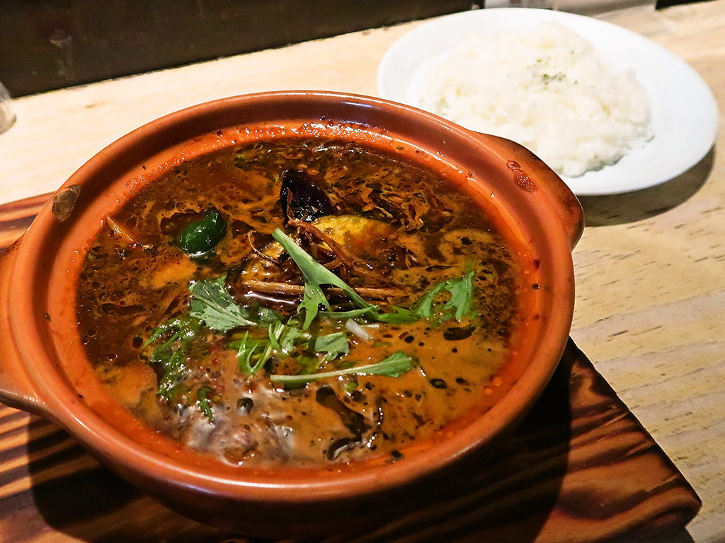 soup curry & cafe くーかい？「にこみチキン」