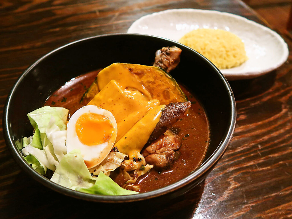 スープカリー専門店 元祖 札幌ドミニカ すすきの総本店「チキン」