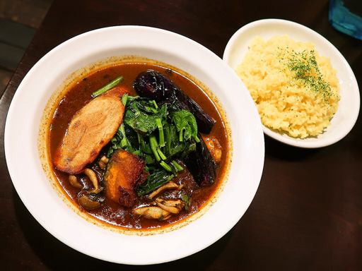 Soup Curry Kitchen カレーリーブス「王様カレー」 画像2