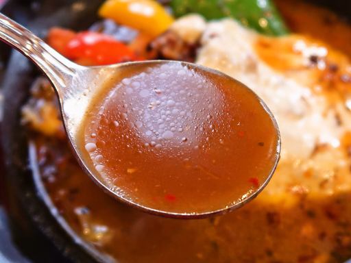 カレーなる一族 CURRY's TRIBE「自家製炙り焼きチキン」 画像14