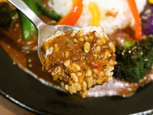 黒岩咖哩飯店 本店「野菜カレー」 画像9