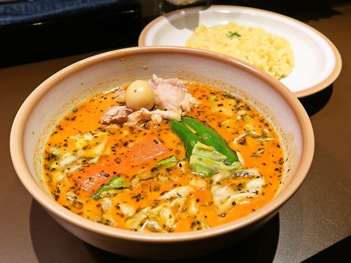 SOUP CURRY KING セントラル「煮込みチキンカリー」 画像8