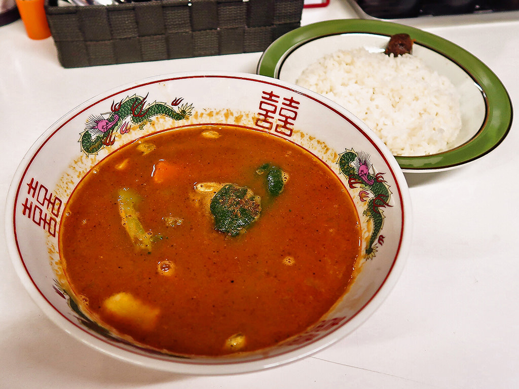 カレー魂 デストロイヤー 西18丁目「シーフードカレー」