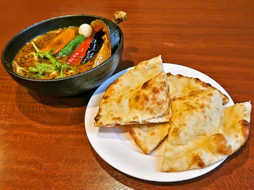 ネパールのカレー屋さん 北18条店 (2F：ナンと！スープのカレー屋さん)「やわらかチキンレッグと野菜」 画像11