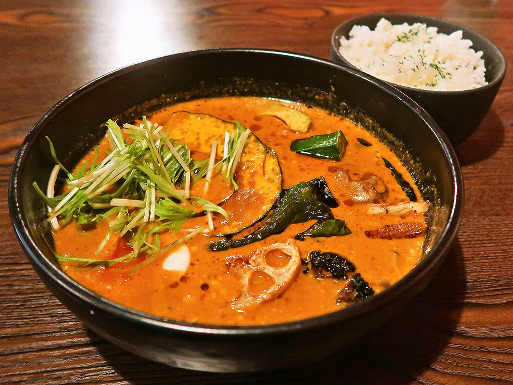 Soup Curry Maharaja (スープカレーマハラジャ)「18品目の畑の恵み」