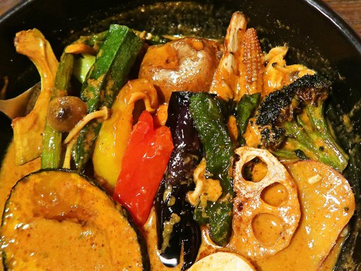 Soup Curry Maharaja (スープカレーマハラジャ)「18品目の畑の恵み」 画像14