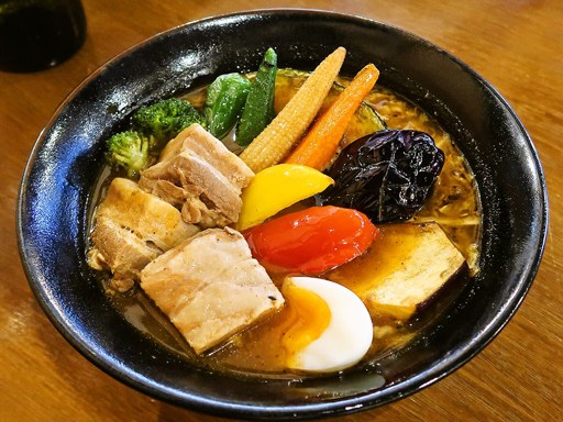 北カフェ sweets & soup curry (中央区・西線9条そばに移転OPEN)「豚角煮と野菜たっぷり」 画像4