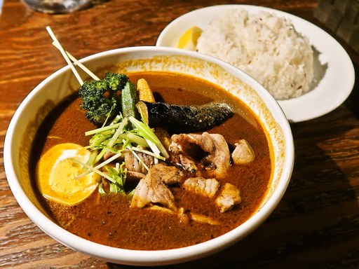soup curry & dining Suage＋(すあげプラス) 本店「生ラム炭焼きカレー」 画像6