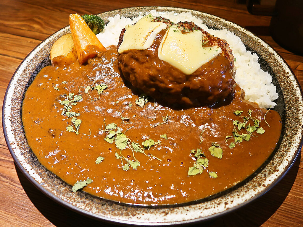 エイトカリー E-itou Curry「キングバーグカレー」