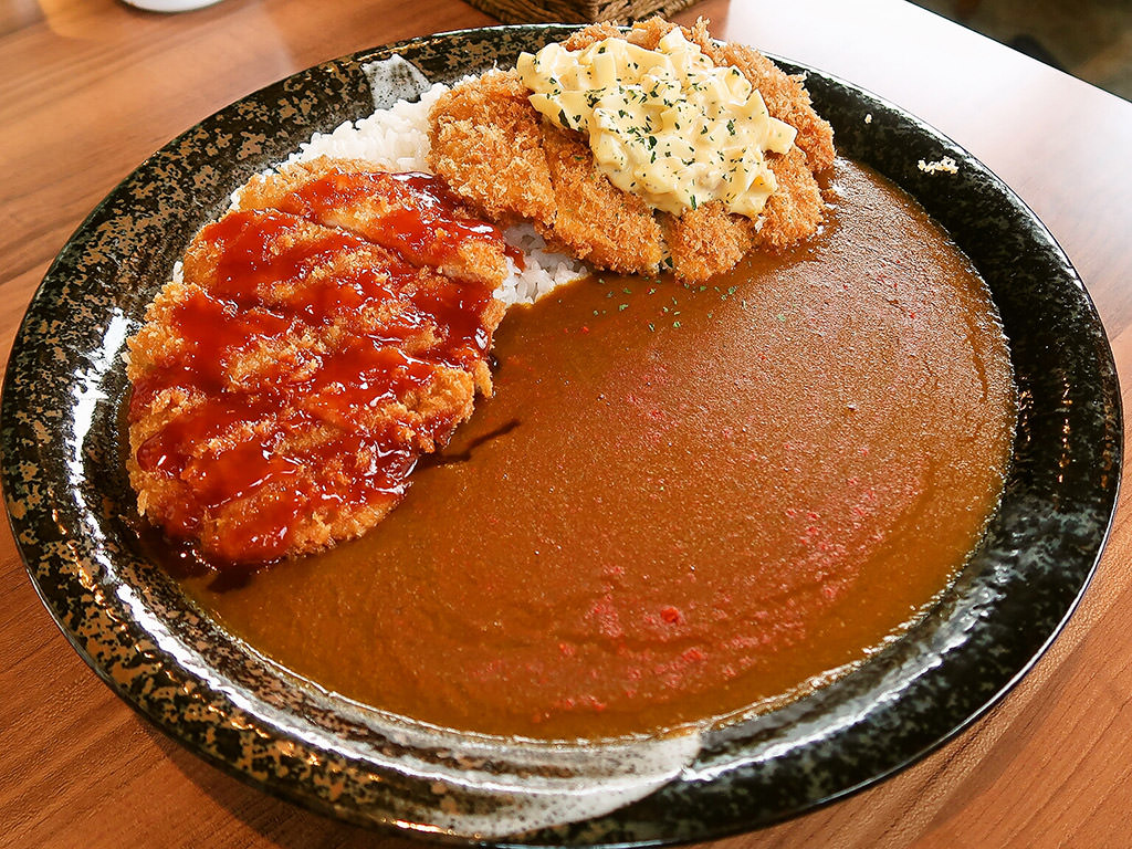 カレーハウス PIRICO ピリコ「ダブルチキンカツカレー」