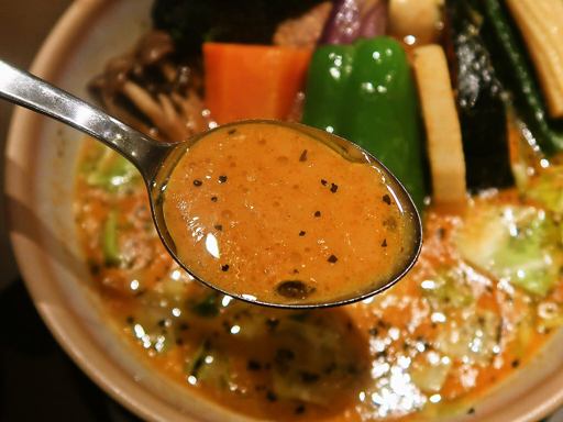 SOUP CURRY KING セントラル「ポーク角煮野菜カリー」 画像12