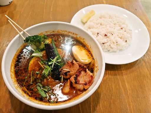 soup curry Suage2 (すあげ2)「北海道産 牛もつ and 野菜カレー」 画像5