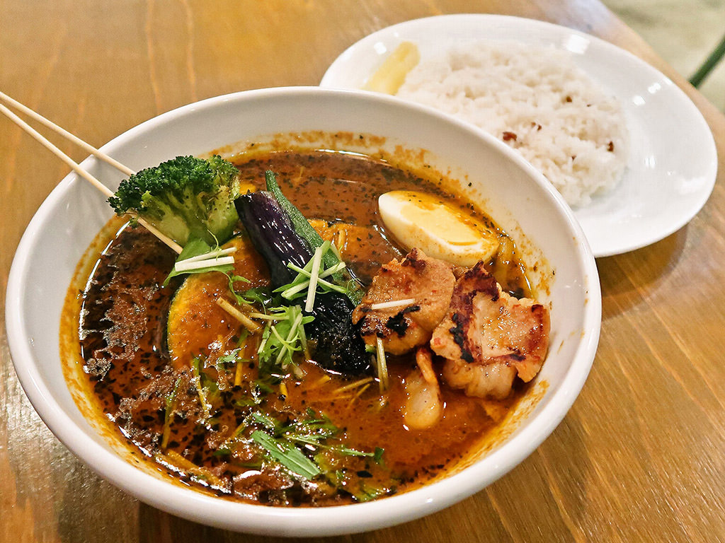 soup curry Suage2 (すあげ2)「北海道産 牛もつ and 野菜カレー」